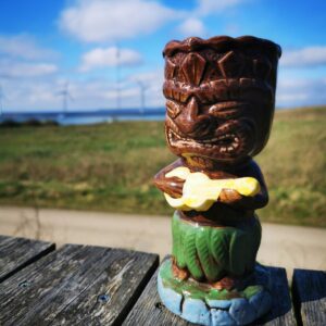 Alternative view of Tiki Menehune 30 cl