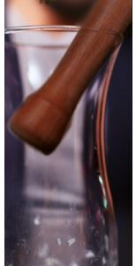 Alternative view of Pestello in Legno Scuro – 20 cm